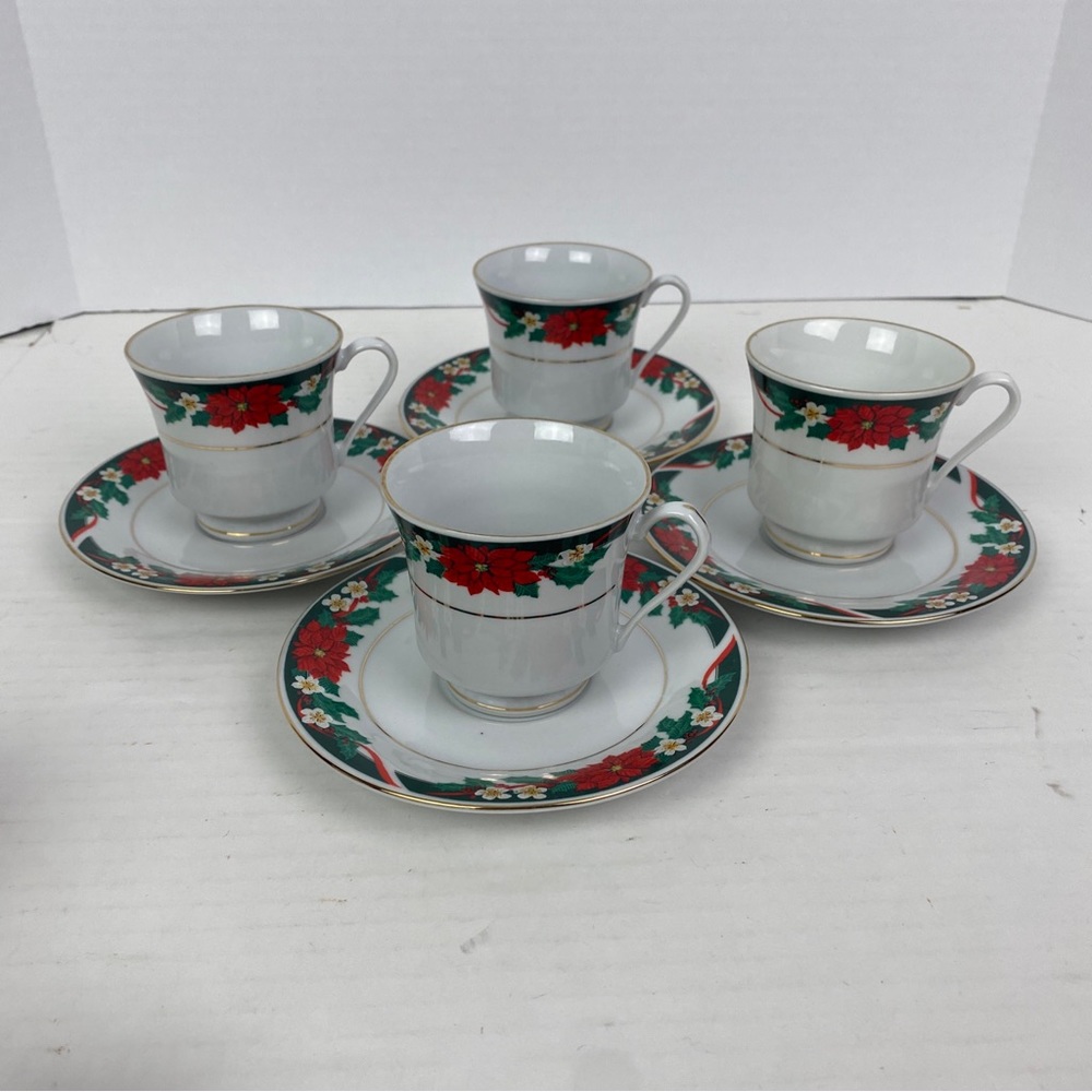 Vintage Tienshan Deck The Halls Tea Coffee Set Cup Saucer Christmas Fine China